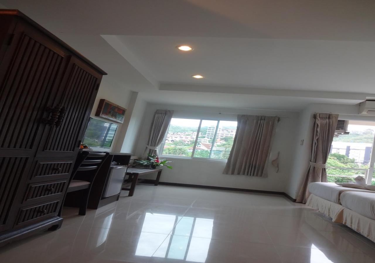 At Home Hotel Patong Екстер'єр фото