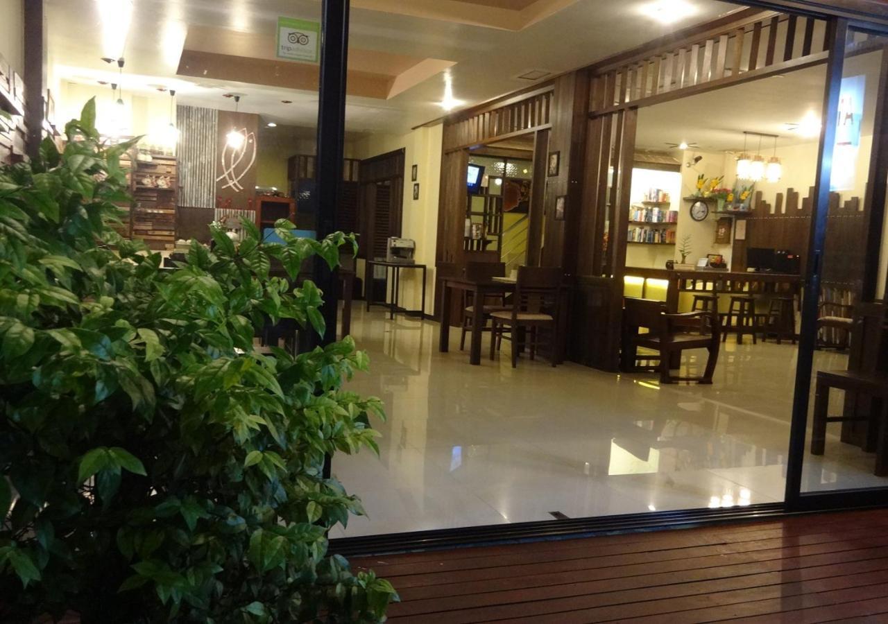 At Home Hotel Patong Екстер'єр фото